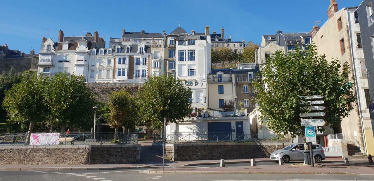 Appartamento La Victoire Granville Esterno foto